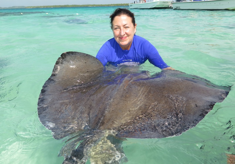 La titolare della Selandia Viaggi Paola Fiaschi in vacanza ad Antigua