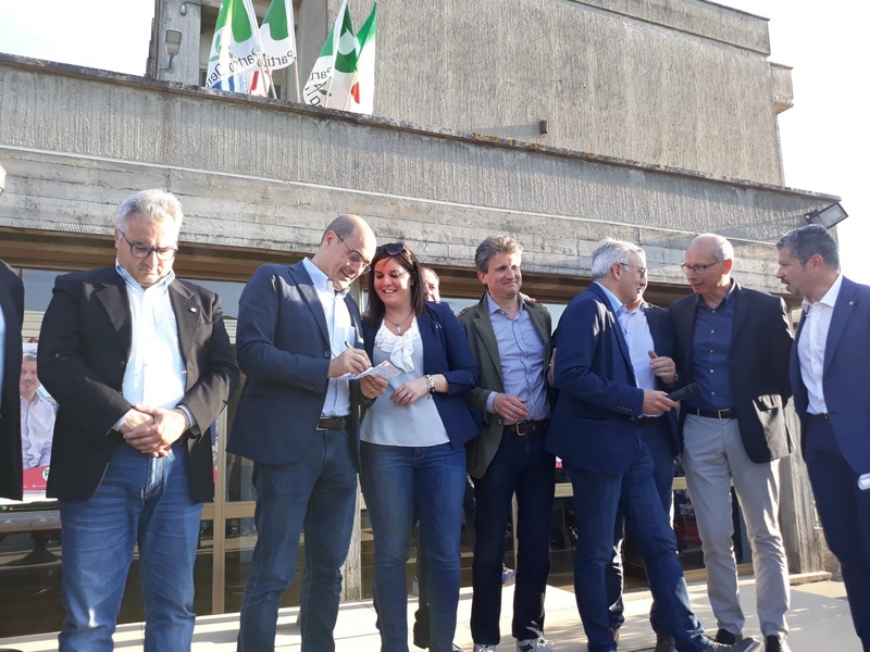 Zingaretti A San Miniato Per Giglioli Lega Partito Della Rabbia