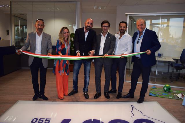 Taxi Firenze 4390: inaugurata la nuova sede all'insegna ...