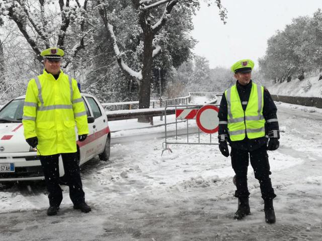 neve_santa_croce_poggio_adorno_municipale_