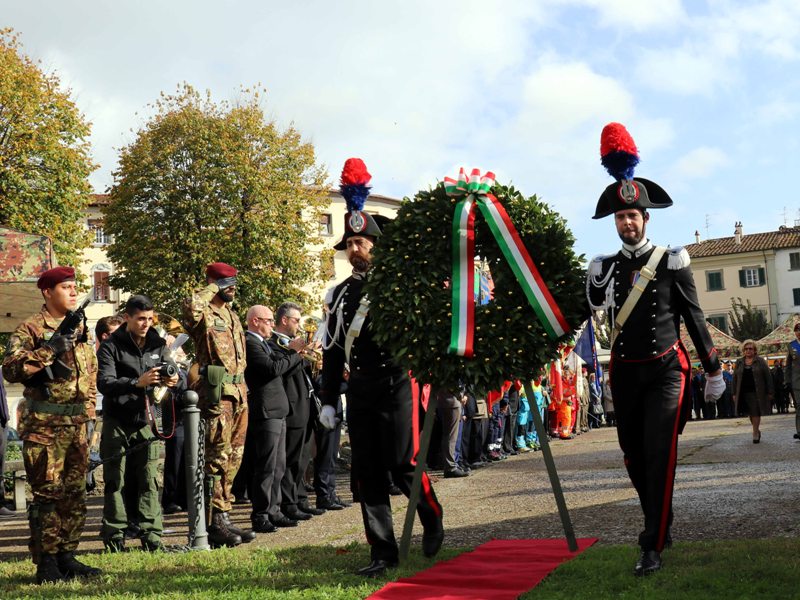 Festa Dell'Unità Nazionale, Il Nembo In Piazza San Francesco - Gonews.it