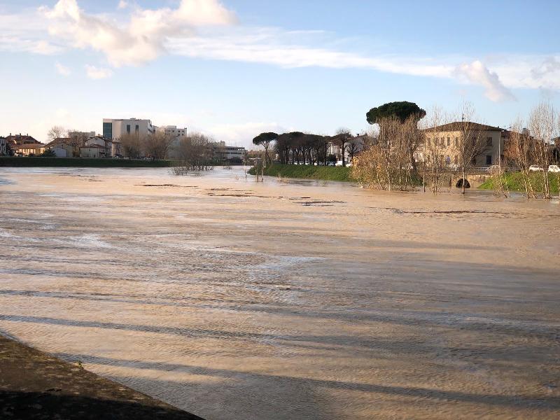 passaggio_piena_arno_empoli_2019_12_22-4