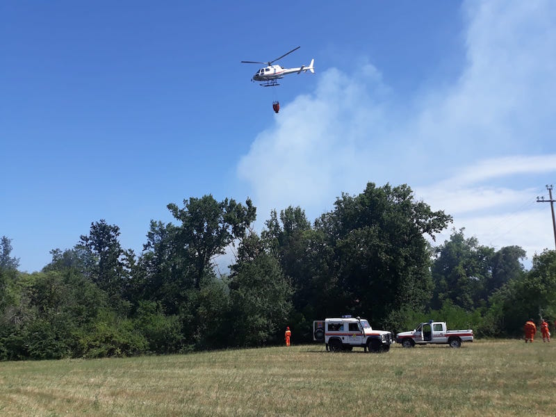 incendio staffoli elicottero vigili del fuoco_10