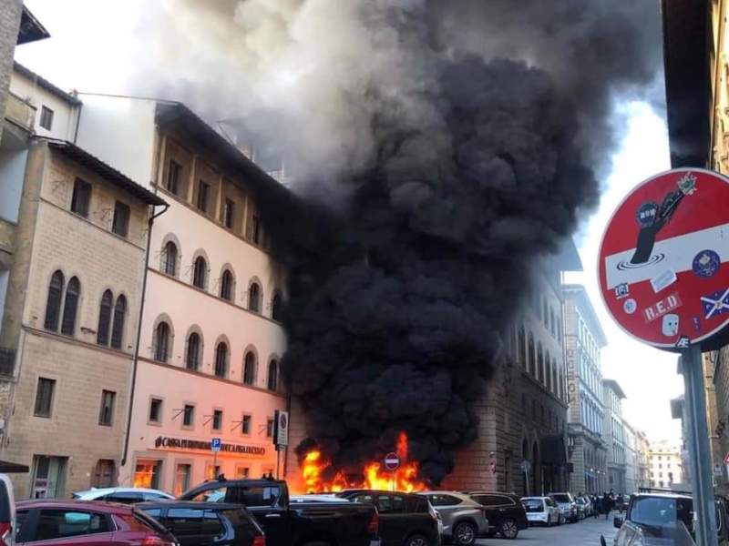 Incendio piazza Davanzati