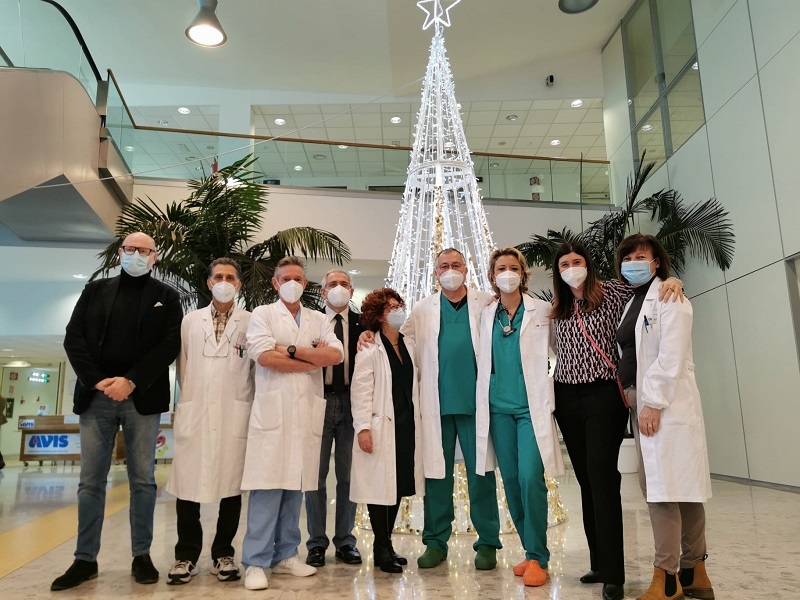 foto di gruppo ospedale Santo Stefano