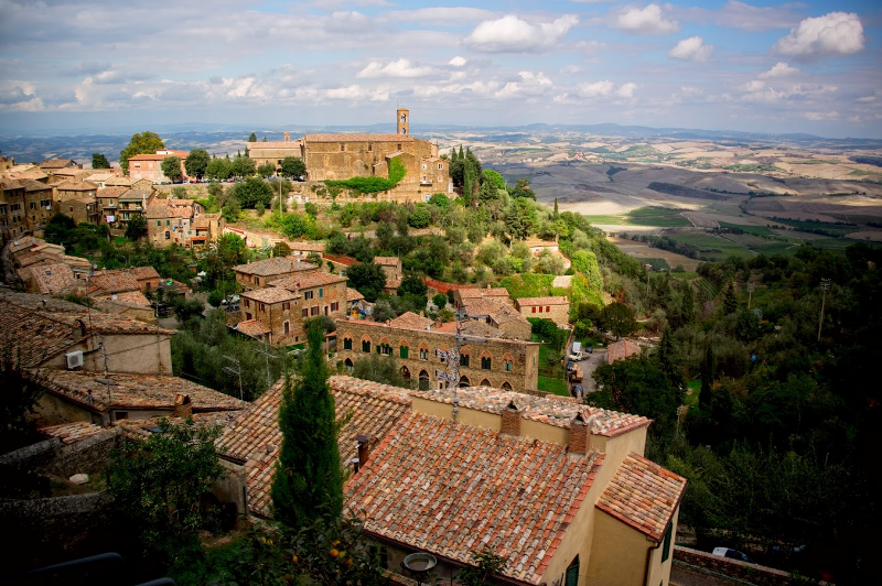 MONTALCINO_VISTA_LIB THINKSTOCK