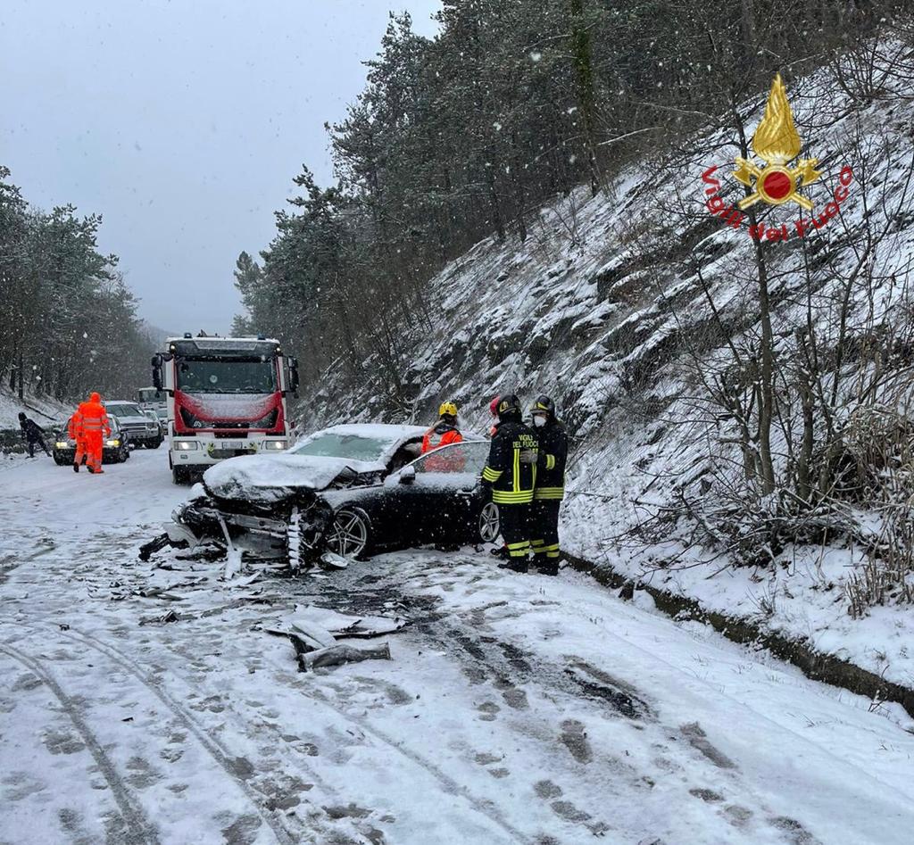 incidente neve arezzo 9 gennaio gonews.it