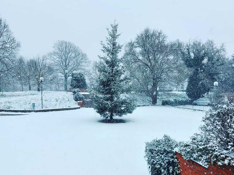 neve palazzo del pero toscana arezzo