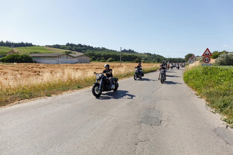 motoraduno_scimmi_montaione_11