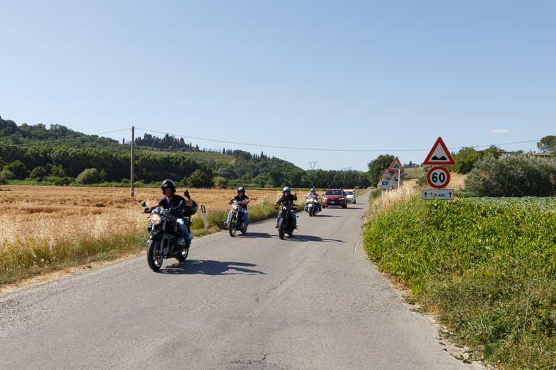 motoraduno_scimmi_montaione_14