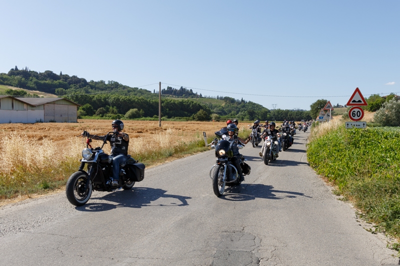 motoraduno_scimmi_montaione_7