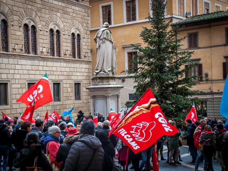 Sciopero Generale Cgil-Uil, Oltre 7mila Persone In Corteo A Firenze ...