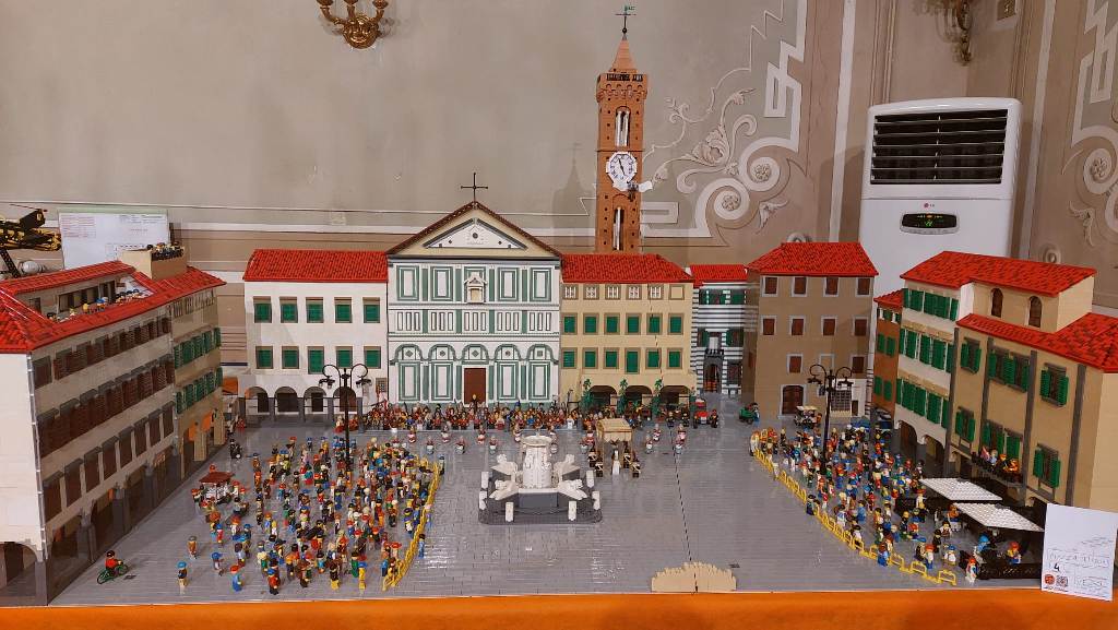 lego_collegiata_empoli_piazza_vezzi_2022_6