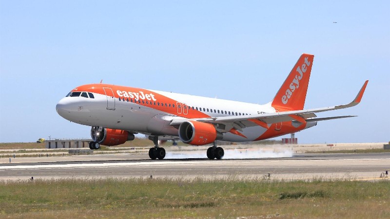 easyjet rotte pisa