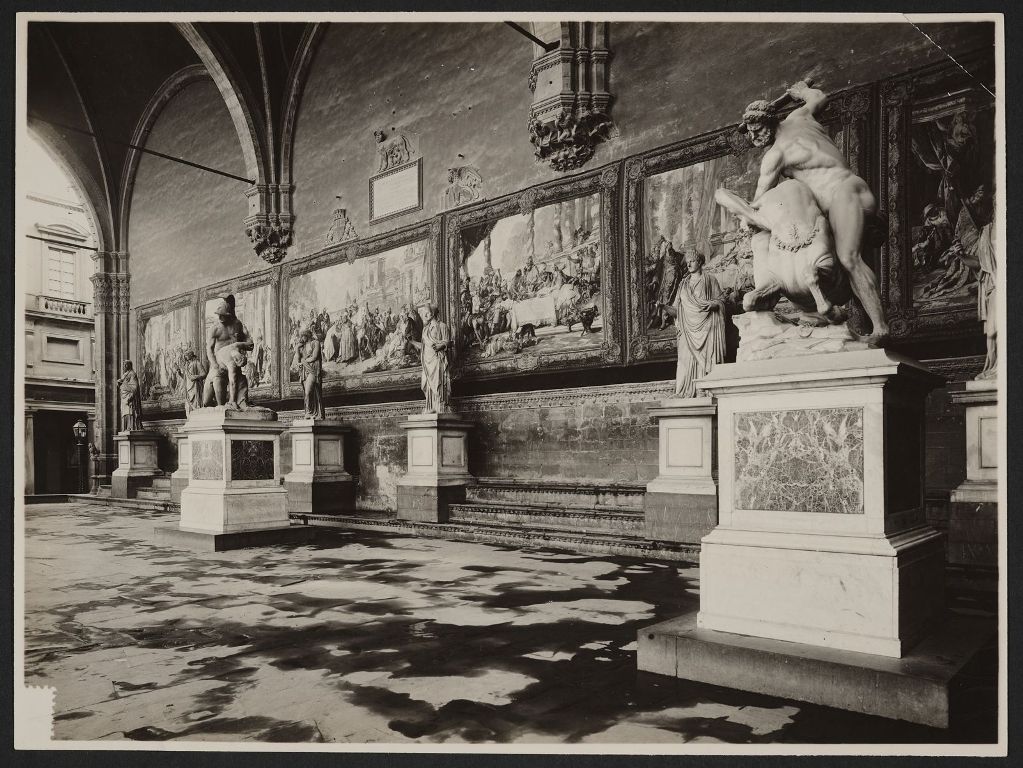 Loggia dei Lanzi 1