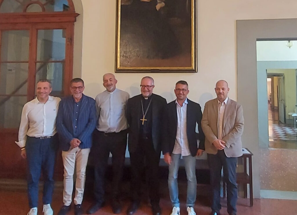 I sindaci di Santa Croce, Castelfranco, Terricciola e Casciana T. Lari in visita dal vescovo Paccosi
