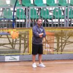 https://www.gonews.it/wp-content/uploads/2024/10/Mister-Sardelli-prima-di-Prato-C5-Futsal-Pontedera-150x150.jpeg