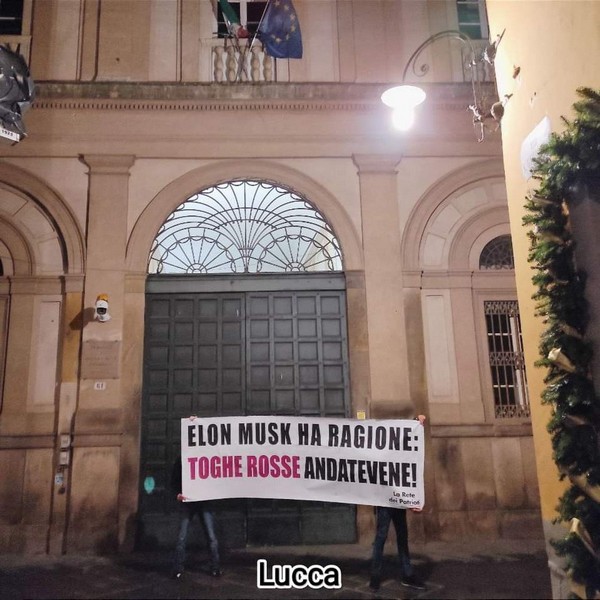 Striscioni Tribunali (1)