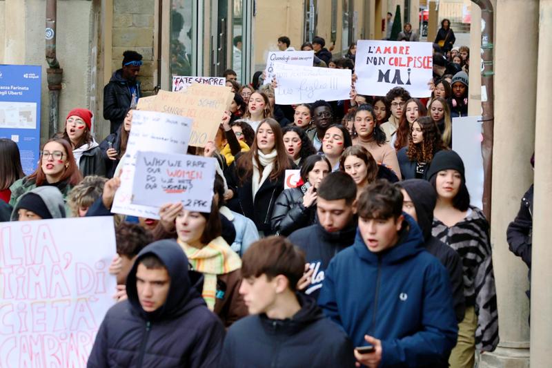 manifestazione_studenti_25_novembre_2024_1