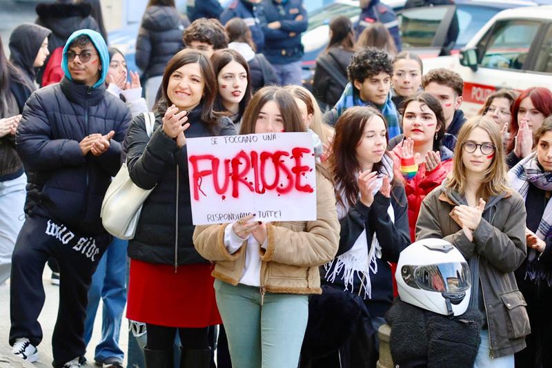 manifestazione_studenti_25_novembre_2024_torrini1