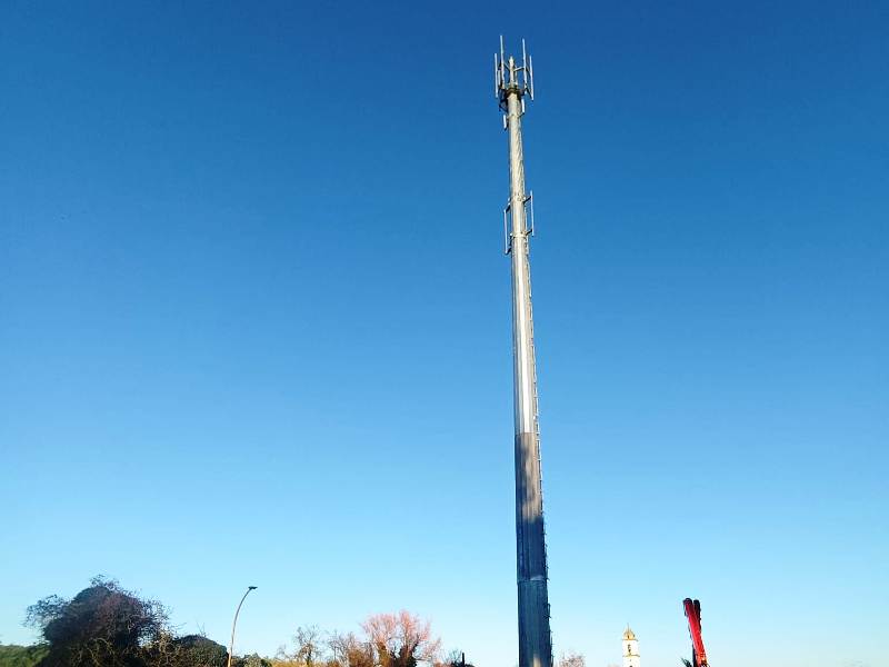 Al via installazione antenna in via Val Pusteria, Stop5GEmpoli-Valdelsa: "Sindaci e partiti hanno lasciato carta bianca"